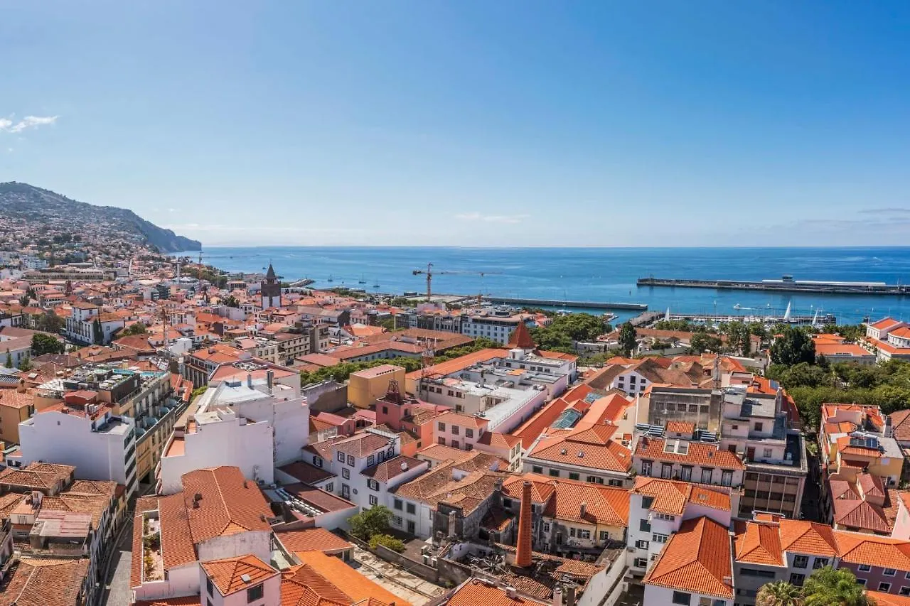 Faa Belas Artes By An Island Apart Funchal