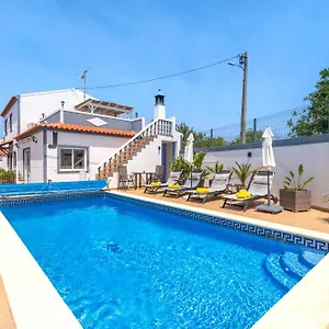 Da Encosta - Private - Heated Swimming Pool - By Bedzy Albufeira